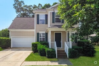 Building Photo - 15738 De Havilland Dr