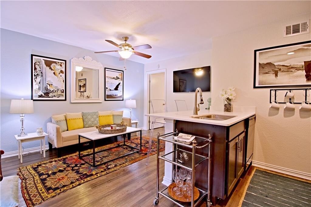 3914 Bowser Ave Unit 103, Dallas, TX 75219 Apartment for Rent in