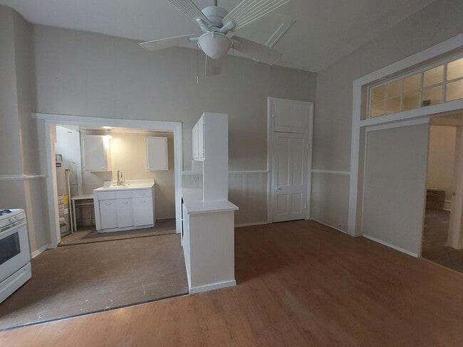 Building Photo - Government Hill Historic District! *1 BED/...