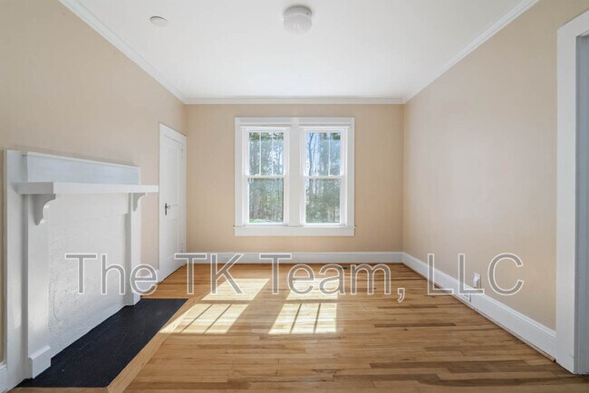 Foto del edificio - 1919 Old Salisbury-Concord Rd