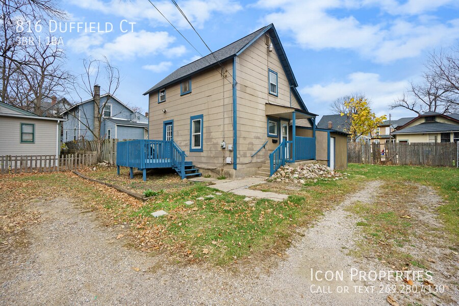 816 Duffield Ct House Rental in Kalamazoo, MI