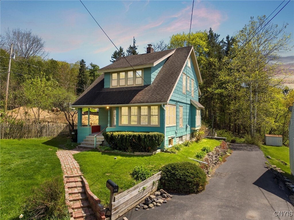 Primary Photo - 114 Phelps Pl