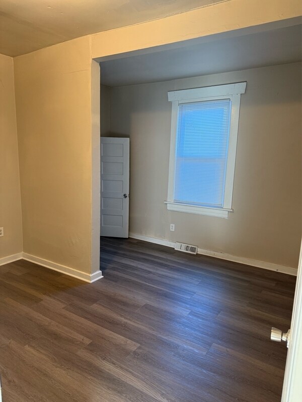 Foto del edificio - 1020 Jamison Ave SE