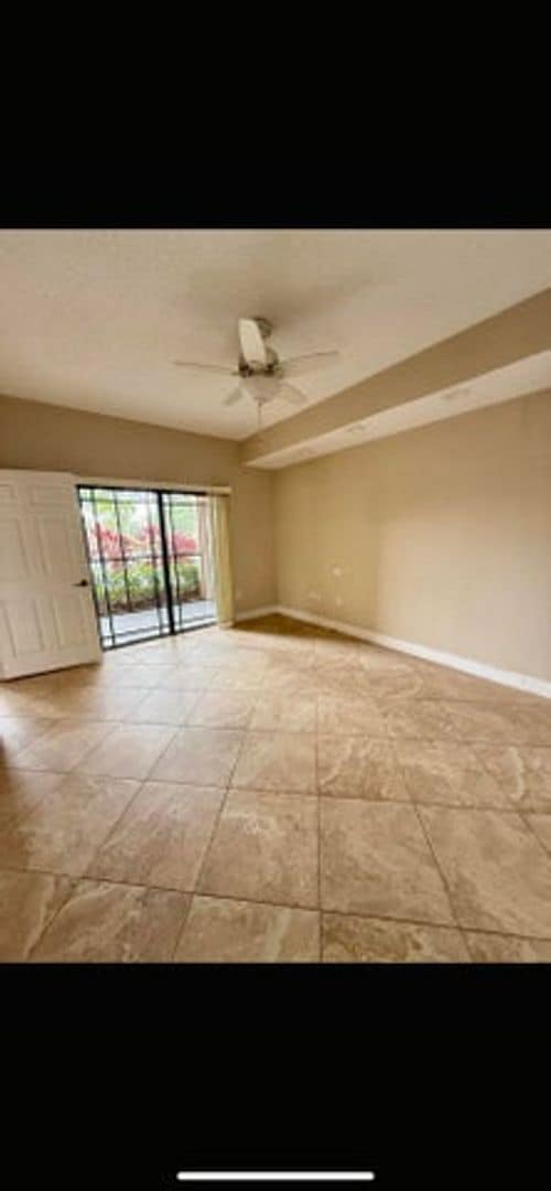 Building Photo - 2916 Tuscany Ct