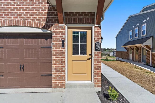 Photo - 7763 Devonshire Dr Apartment