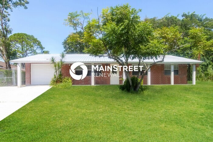 Foto principal - 3 Bedroom Pet-Friendly Home in Sebastian, ...