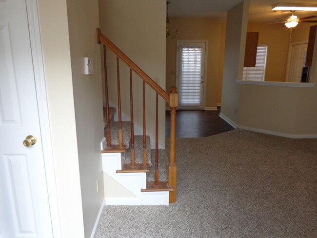 Building Photo - 2994 Garland Drive SW