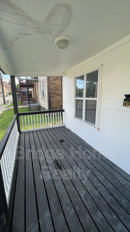 Foto del edificio - 7526 Dickson St