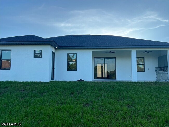 Foto del edificio - 813 Aiken Ave