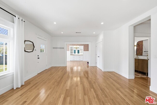 Foto del edificio - 137 E Ave 43