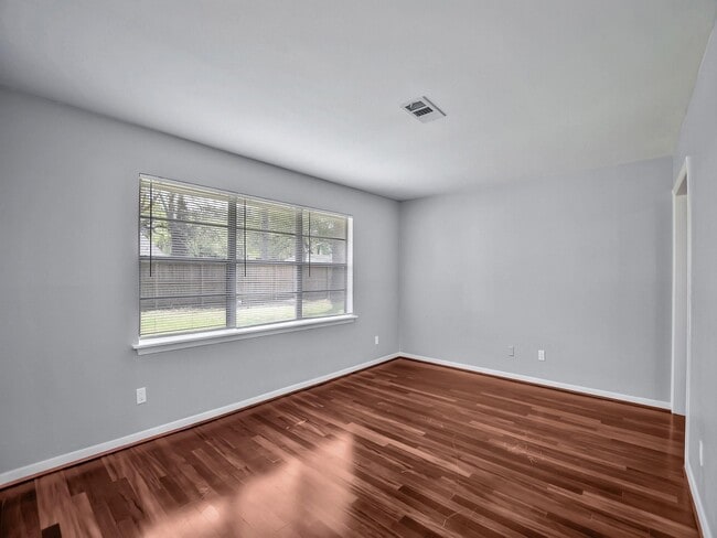 Building Photo - 1738 Conrad Sauer Dr