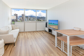 Building Photo - 2211 Ala Wai Blvd