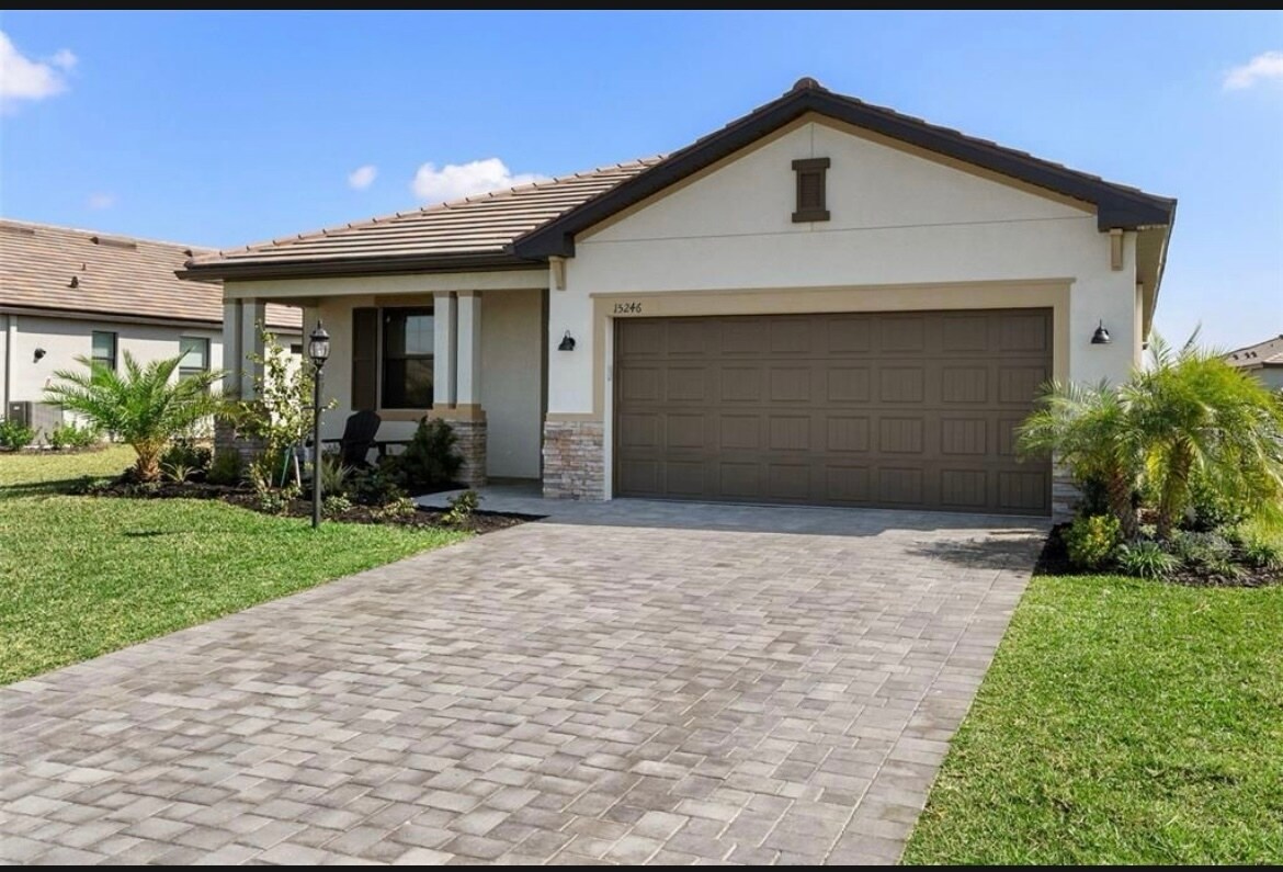 Foto principal - 15246 Serene Shores Loop