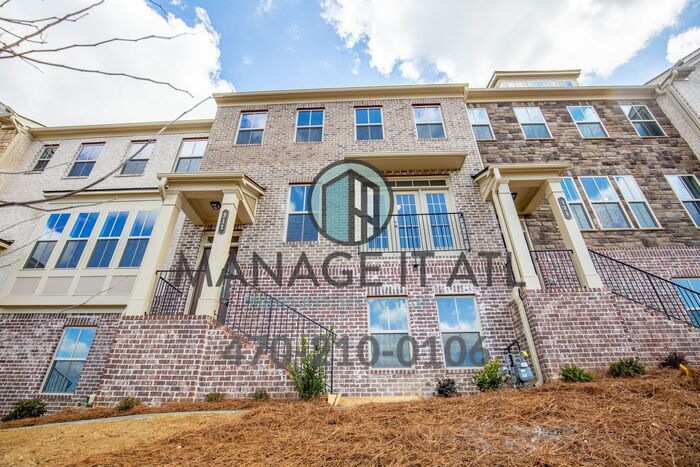 Foto principal - 4 bedroom Town Home in Suwanee in North Gw...