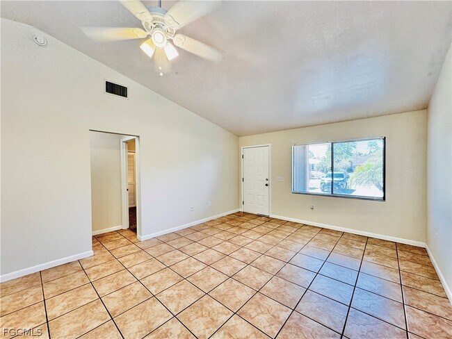 Foto del edificio - 17405 E Carnegie Cir