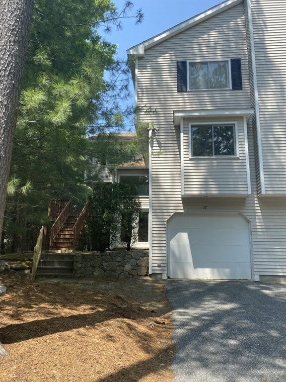 Building Photo - 37 Arrowhead Cir