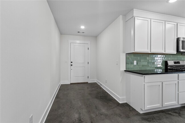 Foto del edificio - 86 Watson Ln