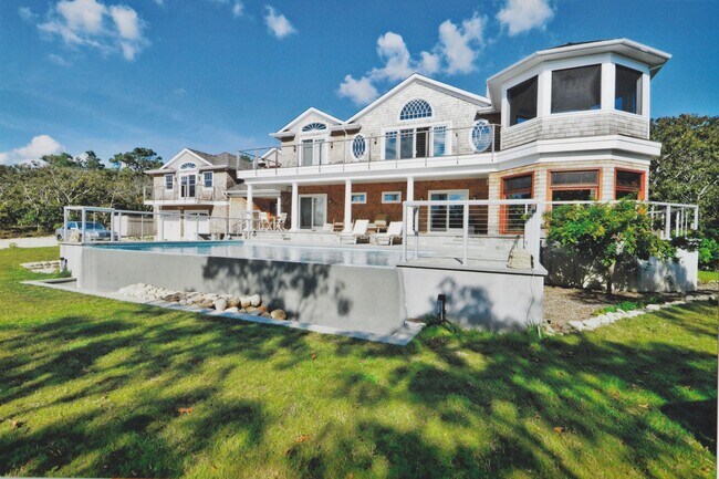 Foto del edificio - 90 Napeague Harbor Rd