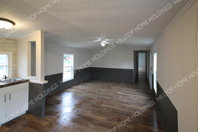 Foto del edificio - 33 Hilltop Rd