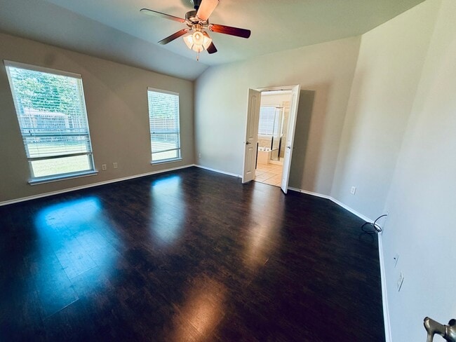 Foto del edificio - 1810 Carol Ln