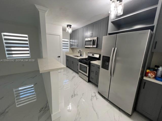 Foto del edificio - 4250 SW 67th Ave