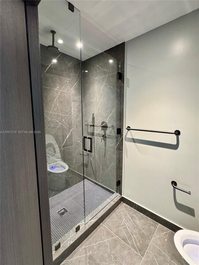 Foto del edificio - 20 NE 11th St