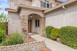 Building Photo - 9642 Lady Bird Ct