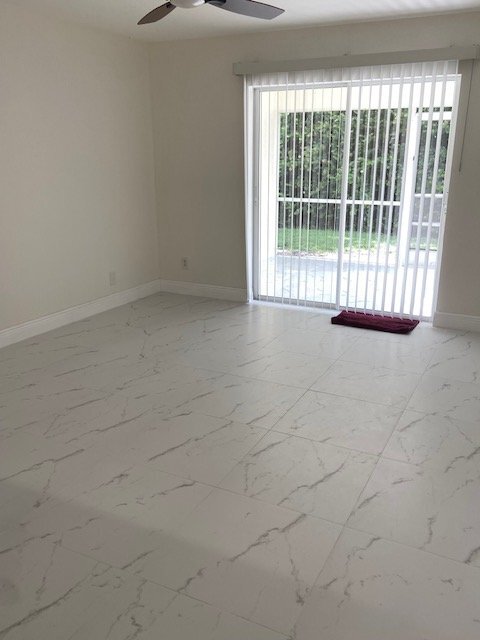 Foto del edificio - 1169 Lake McGregor Dr