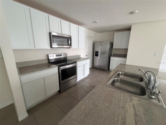 Building Photo - 12153 White Cypress Pl