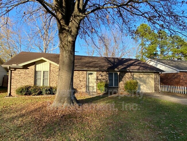Building Photo - 6324 Woodgreen Dr