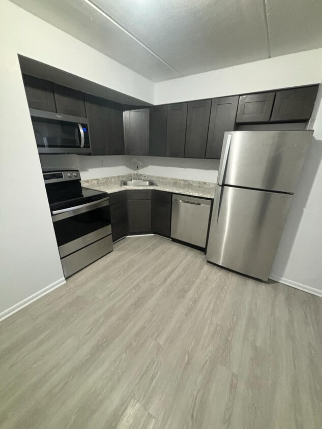 Glenmore Place Apartments Apartments in Clifton Heights, PA