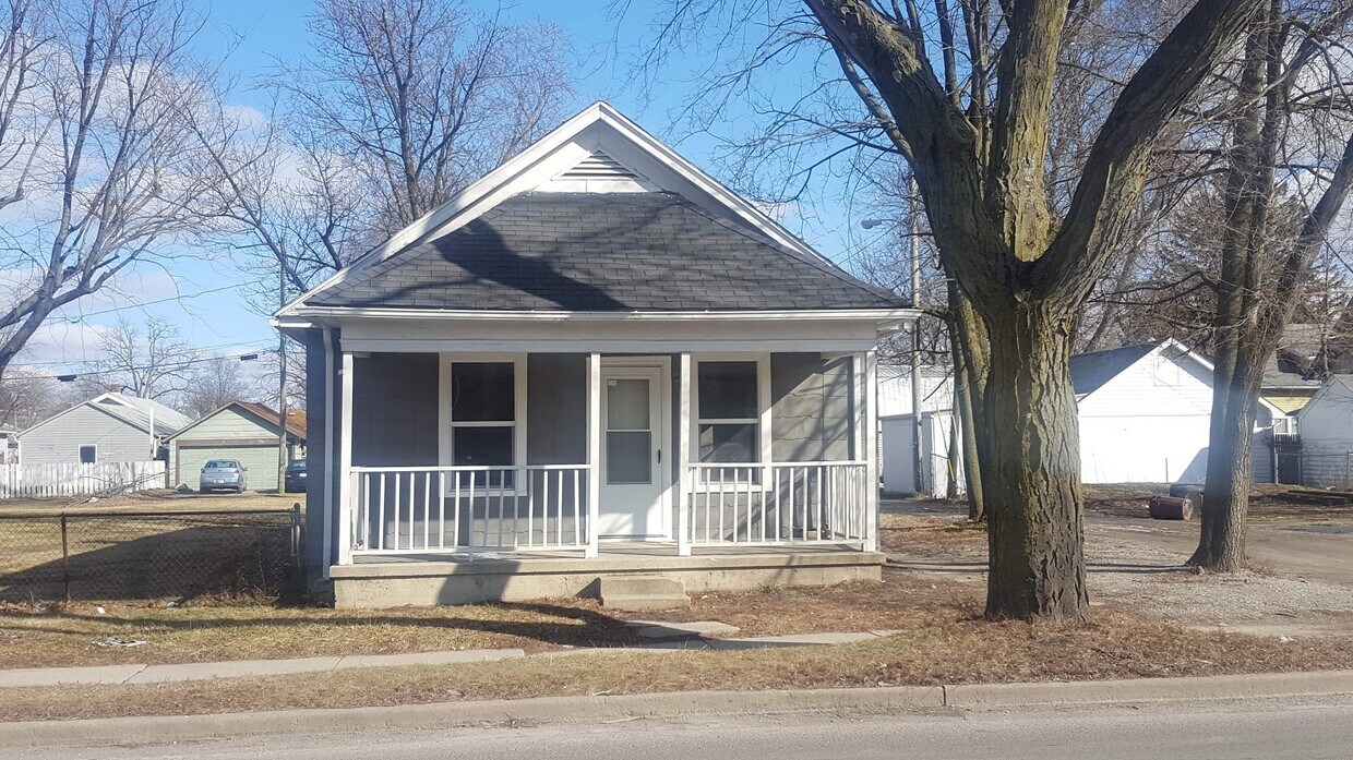 2020 Sherman Blvd, Fort Wayne, IN 46808 House Rental in Fort Wayne