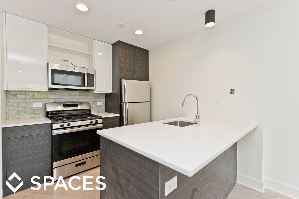 Foto principal - 954 W Grace St