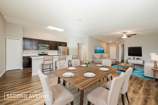 Foto del edificio - 2351 Briarwood St