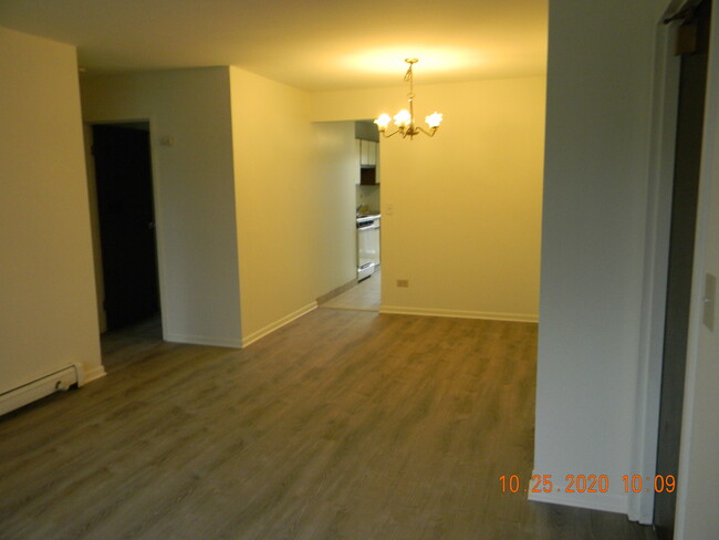 Foto del edificio - 1304 S Sir Lancelot Ln