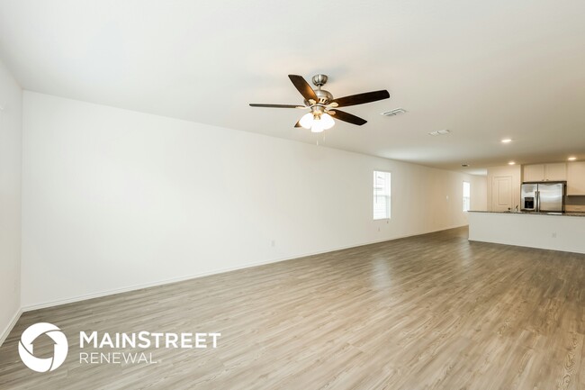 Building Photo - 8507 Grosbeak Cv