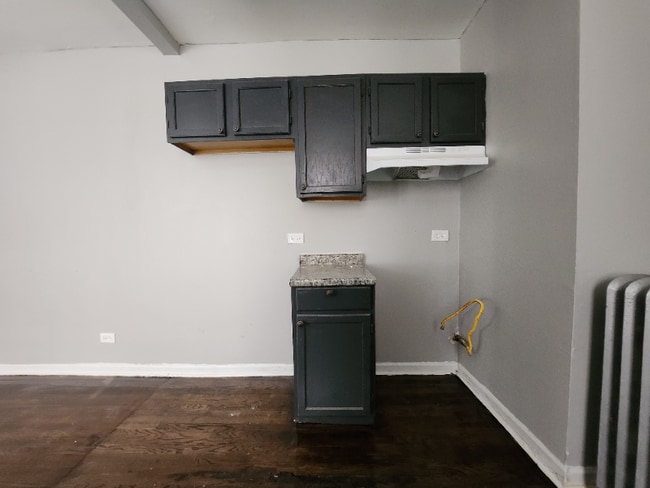 Building Photo - 5903 W Huron St