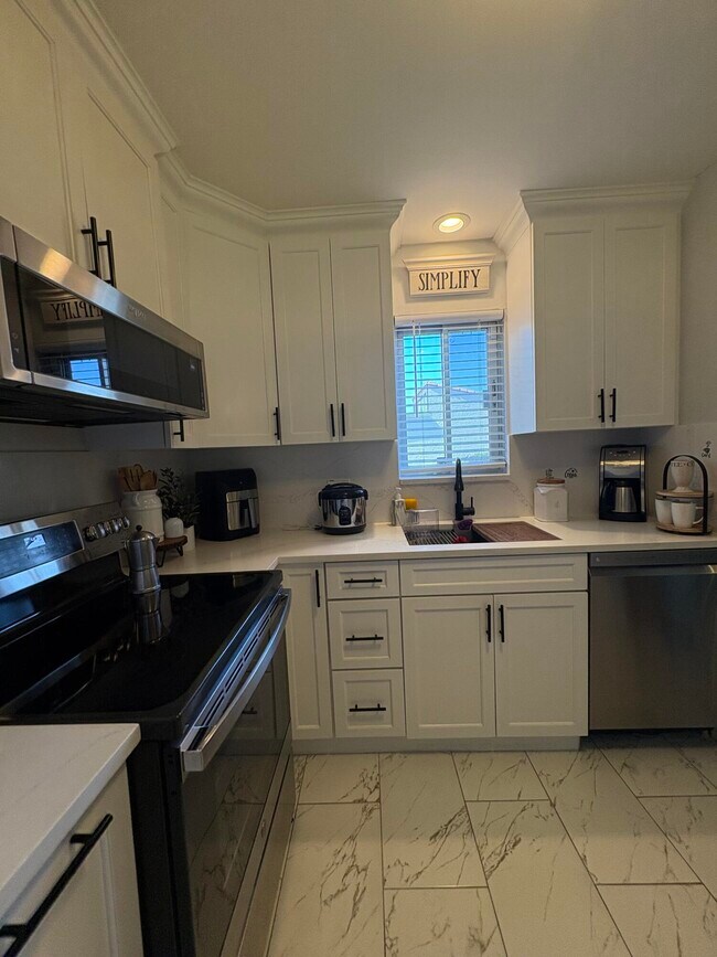 Foto del edificio - 2534 Boundbrook Dr S
