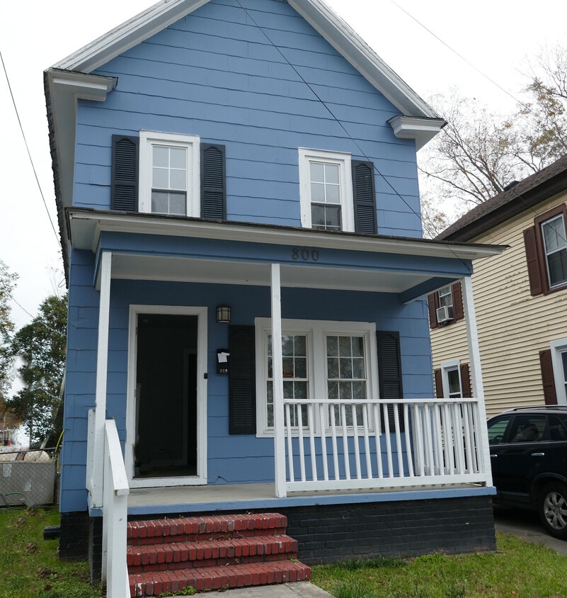 Foto principal - 800 Herrington Rd