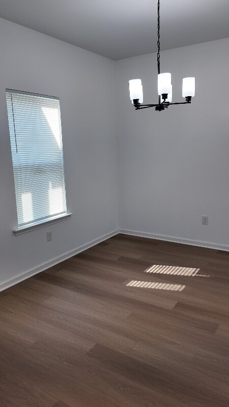 Foto del edificio - 698 Delta Rd