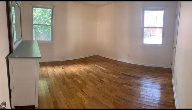 Foto del edificio - 41 Rose Ln