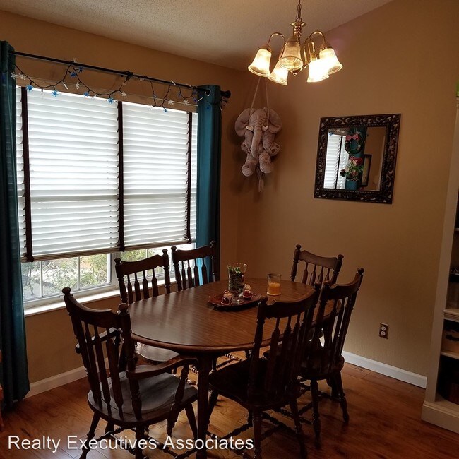 Foto del edificio - 2 br, 2 bath House - 2402 Chastity Way