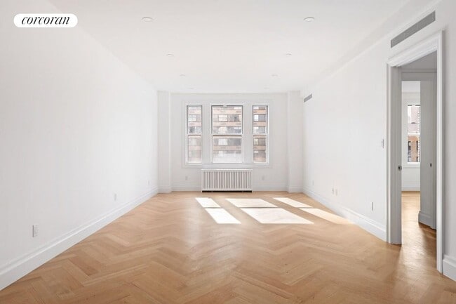 Building Photo - 241 W 97th St