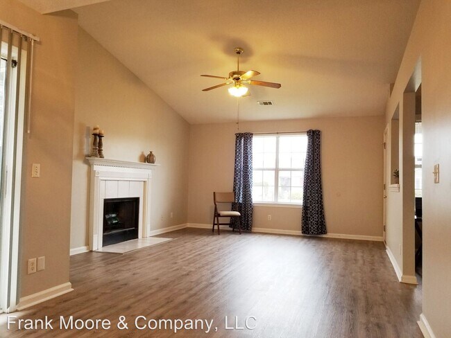 Building Photo - 3 br, 2 bath House - 13 Leeward Dr