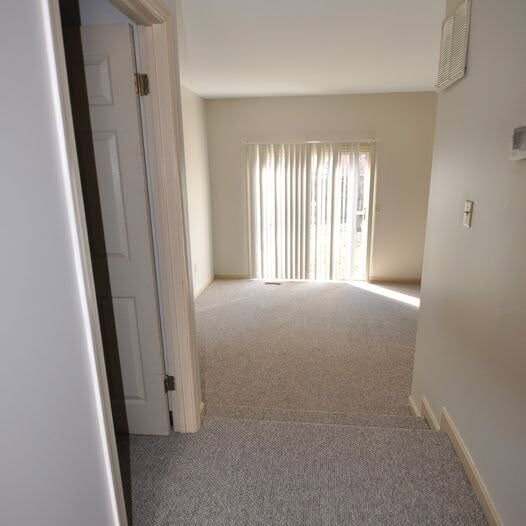 Foto del edificio - 206 Roundhouse Ct