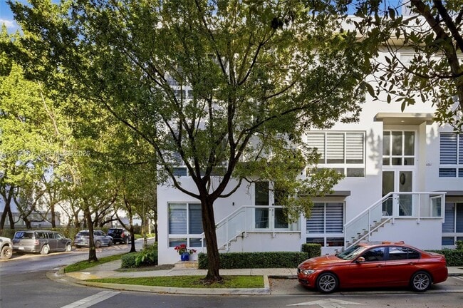Building Photo - 6671 NW 105th Pl