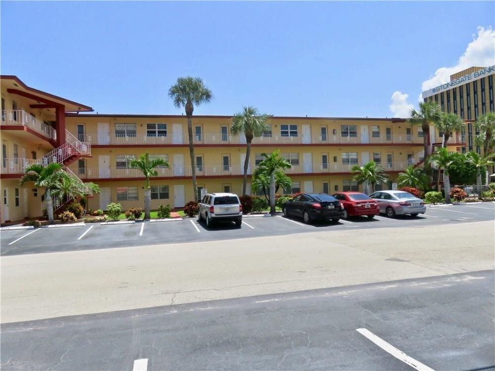 Foto del edificio - 5050 Bay view Dr