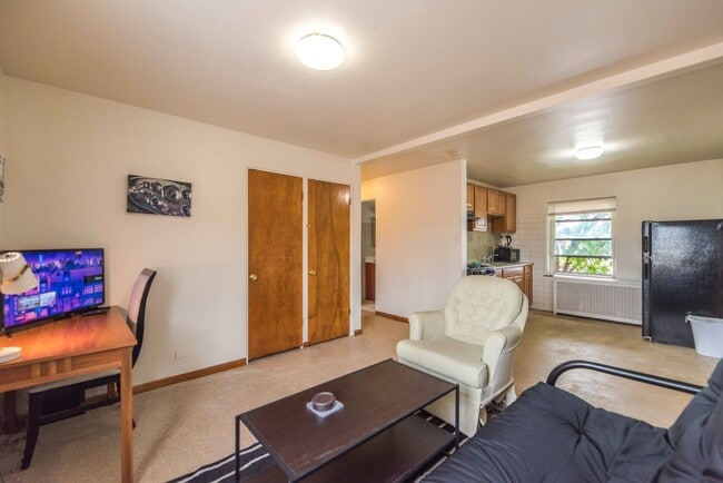 Foto del edificio - 4858 S Springfield Ave