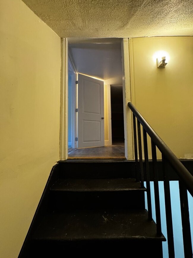 Building Photo - 41 N 10th St