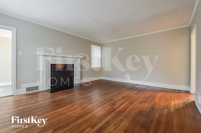 Foto del edificio - 1655 Altadena Pl SW
